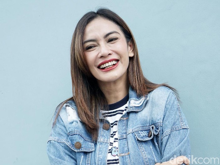 Masayu Anastasia  saat ditemui di studio Trans TV.