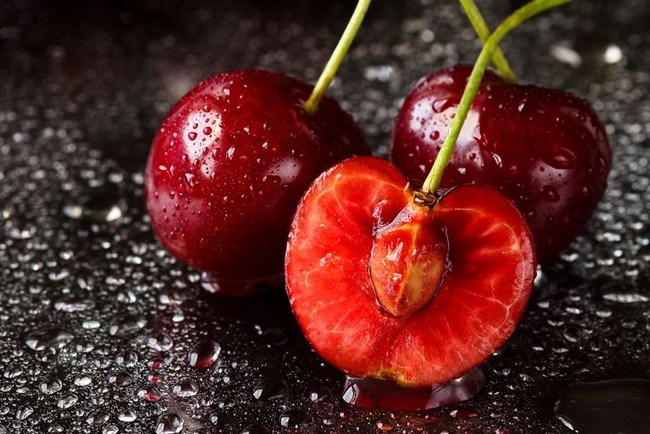 Gurita Mentah hingga Keju Busuk, Makanan yang Berbahaya Dikonsumsi