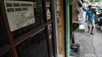Larangan merokok ini bertujuan untuk mengajak warga hidup sehat di kawasan tersebut. 