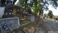Kunjungan wisatawan ke Gua Donan sangat minim. Pada hari kerja, objek wisata ini bahkan dibiarkan tanpa petugas dan tak terawat. (Faizal Amiruddin/detikcom)