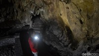 Padahal di era tahun 1980 sampai 1990-an objek wisata ini ramai pengunjung. Kalau akhir pekan, di dalam gua sampai ada pemutaran film layar tancap. Pengunjungnya pun membeludak. (Faizal Amiruddin/detikcom)