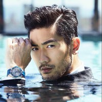 Godfrey pun sering masuk dalam daftar pria tertampan di Asia. Ia pun dinominasikan dalam 100 Most Handsome Faces 2019. Foto: (godfreygao/Instagram)