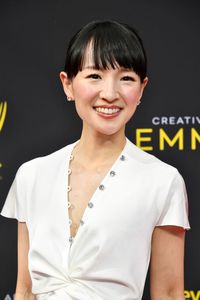 Alasan Marie Kondo Selalu Pakai Baju Putih di Acara Beres-beres Rumah Netflix