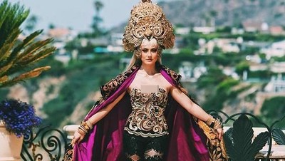 Cantiknya Indonesia, Gaya Agnez Mo Pakai Kebaya Modern