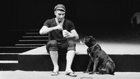 Ini penampilan aktor berusia 79 tahun itu saat bermain teater pada 1970 lalu. Evening Standard/Hulton Archive/Getty Images
