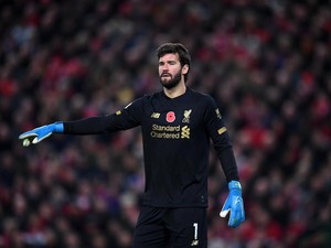 Liga Inggris Libur, Alisson Latihan Bareng Fluminense