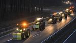 Ribuan Traktor Mengaspal di Pusat Kota Berlin