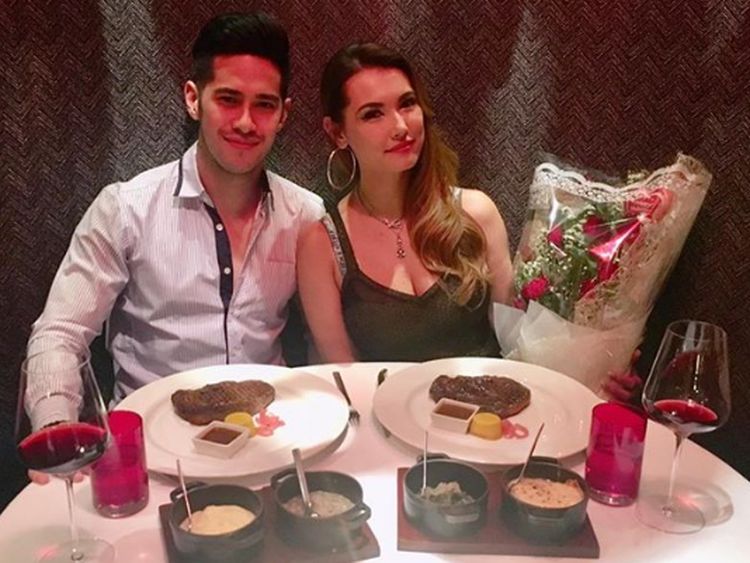 Ini Momen Kulineran Seksi Maria Ozawa yang Dukung Timnas U-22