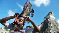 Anda juga bisa menjelajahii warisan Suku Maya di Guatemala. Tentu saran ini hanya berlaku jika Anda suka destinasi berbau budaya (Foto: CNN)