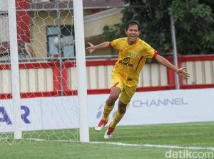 Liga 1 Vakum, Adam Alis Jaga Kafe dan Rintis Jadi Youtuber
