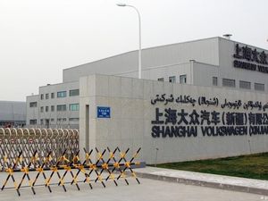 VW Jual Aset di Xinjiang gegara Kalah Saing-Pelanggaran HAM