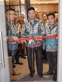 Perluas Pangsa Pasar, SMI Buka Cabang di Surabaya