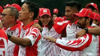 Para kontingen atlet pun terlihat sangat kompak.