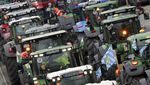 Ribuan Traktor Mengaspal di Pusat Kota Berlin