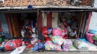 Bisnis limbah tekstil ini dapat menghasilkan uang yang lumayan lho.