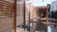 Ada 826 karya andramatin yang didesain berbentuk seperti linimasa.  Foto: Tia Agnes