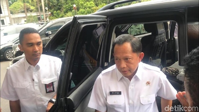 Menko Mahfud Md Rapat Bareng Menag Fachrul dan Mendagri Tito