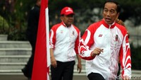 Jokowi menargetkan Indonesia menduduki posisi dua besar mengacu prestasi pada Asian Games 2018 (peringkat keempat).
