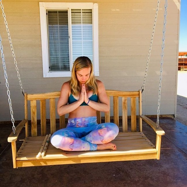 Idenya tersebut mendapatkan banyak hujatan. Meagan malah menjadi olok-olok netizen yang menganggap bahwa influencer kesehatan tersebut hanya ingin menunjukkan konten porno di Instagramnya.  Foto: dok. Instagram