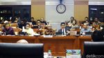 Komisi III Cecar Kasus-kasus Belum Selesai di KPK