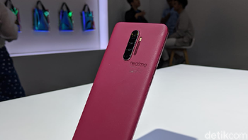 Dapur pacunya Snapdragon 855+ diracik dengan RAM 12 GB. Foto: Adi Fida Rahman/detikINET