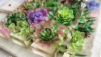 Berhiaskan bunga teratai yang cantik, jelly ini jadi seperti air. Foto: Instagram @siewhen83