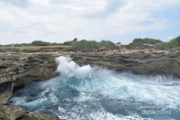 Objek wisata di Nusa Lembongan.