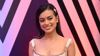 Meski begitu dirinya tak sakit hati. Eva bahagia bisa terlihat seumuran dengan ibunya. (Noel/detikcom)