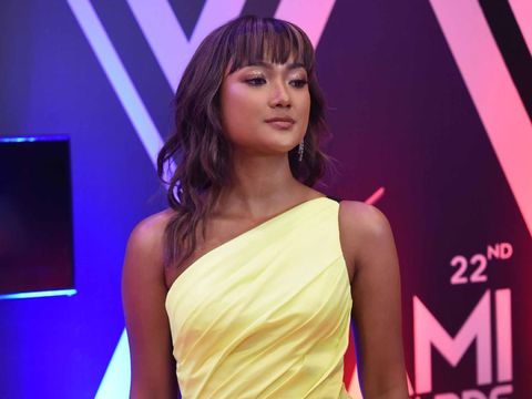 10 Artis Muda Cewek Terhot