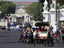 55 Kata Krama Inggil, Kalimat, dan Pengertiannya dalam Bahasa Jawa