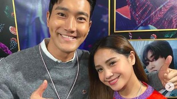 Terkejut Lihat Follower Raffi & Nagita, Siwon 'SuJu' Minta Difollow Nih 
