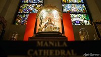 Katedral Manila terbuka untuk umum mulai pukul 09.00 hingga 14.00.
