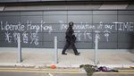 Buru Demonstran, Polisi Hong Kong Masuk Kampus PolyU