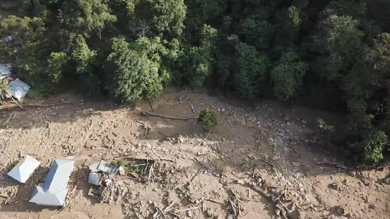 Anak-anak Korban Banjir Solok Selatan Butuh Bantuan Perlengkapan Sekolah