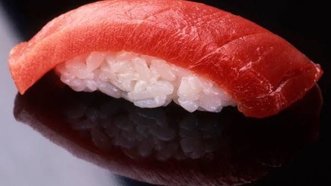 5 Fakta Resto Sushi Sukiyabashi Jiro yang Dicoret dari Michelin Guide 5 Fakta Resto Sushi Sukiyabashi Jiro yang Dicoret dari Michelin Guide