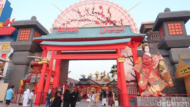 Dubai Global Village, Wisata Belanja Dunia dalam Sehari