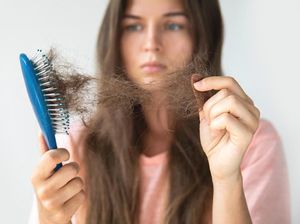 Takut Rambut Rontok? Coba Konsumsi 6 Makanan Sehat Ini