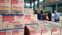 Hubungan antara Indonesia dan Korea Selatan semakin akrab pertukaran budaya sampai makanan juga sudah terjadi saat ini. Misalnya di Indonesia sudah banyak makanan atau restoran Korea yang buka di Indonesia. detikcom berkesempatan mengunjungi gudang importir makanan dan kebutuhan dari Indonesia di wilayah Hallim-myeon, Gimhae City.