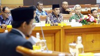 Fachrul menyebut biaya perjalanan ibadah haji 2020 yang diusulkan tidak jauh berbeda dengan tahun ini. Dia juga memerinci biaya perjalanan haji 2020.