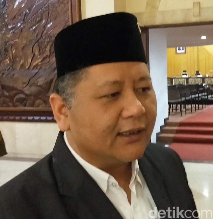 Wawali Kota Surabaya Wisnu Sakti Buana