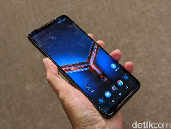 Penampakan ROG Phone 2, Ponsel Gaming Jagoan Asus