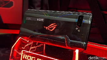 Inilah ROG Phone 2. Foto: Adi Fida Rahman/detikINET