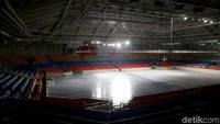 Menurut salah satu pekerja di venue tersebut, timnya bekerja 24 jam selama hampir satu minggu terakhir. Mereka mengejar tenggat waktu dari yang sudah ditentukan, yakni tuntas sebelum 1 Desember 2019.