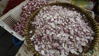 Kemendag sendiri terus memantau harga bahan pangan jelang Natal dan Tahun Baru di 15 provinsi.