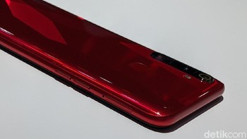 Dapur pacunya memadukan Snapdragon 665, RAM 4 dan ROM 128 GB. Foto: Adi Fida Rahman/detikINET