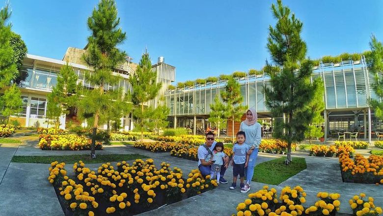 Wisata Relaksasi di Rumah Atsiri Tawangmangu Wisata Relaksasi di Rumah Atsiri Tawangmangu
