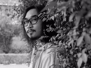 Mengulik Sisi Lain dari Mata Adhitia Sofyan Lewat Other Side