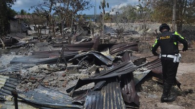 25 Rumah di Buton Dibakar Akibat Ribut 2 Pemuda