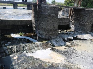 Dua Pabrik Diduga Cemari Sungai Avur Budug di Jombang akan Dipidana