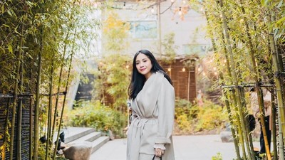 Cantiknya Nagita Slavina Liburan ke Korea Pakai Coat Rp 95 Juta